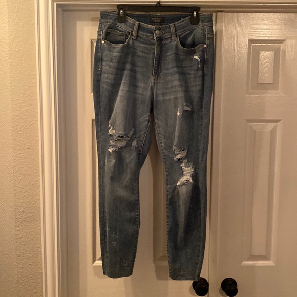 Judy Blue Denim - 14w Judy Blue Distressed Jeans